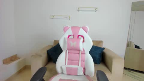    online show from 19, 1, 2026