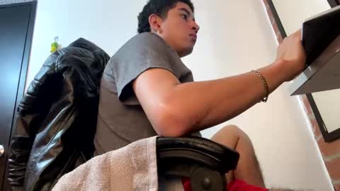 ARES online show from 21, 2, 2025