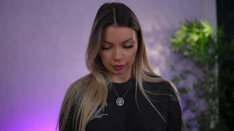 Arielle online show from 8, 4, 2026