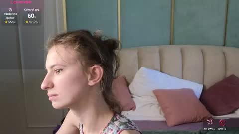 _ash_leyy_ online show from 3, 8, 2026
