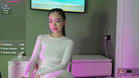 Snapshot of _asian_princess11_ chatting on 15, 4, 2026 _asian_princess11_ online show from 15, 4, 2026