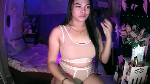 Snapshot of _asianslutyymikha_ chatting on 8, 4, 2026 _asianslutyymikha_ online show from 8, 4, 2026