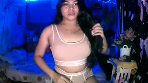 Snapshot of _asianslutyymikha_ chatting on 27, 5, 2026 _asianslutyymikha_ online show from 27, 5, 2026