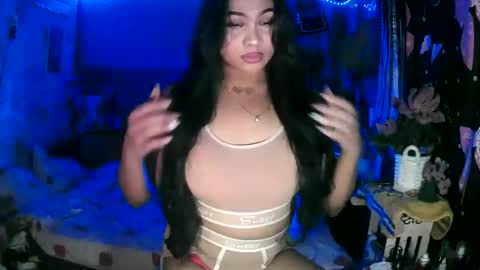 Snapshot of _asianslutyymikha_ chatting on 4, 6, 2026 _asianslutyymikha_ online show from 4, 6, 2026
