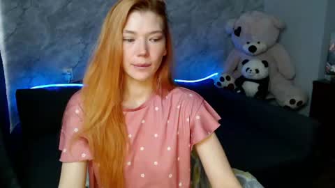Snapshot of _astarte_ chatting on 19, 6, 2026 _astarte_ online show from 19, 6, 2026