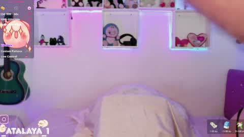 Snapshot of _atalaya_ chatting on 25, 5, 2026 independent model atalaya online show from 25, 5, 2026