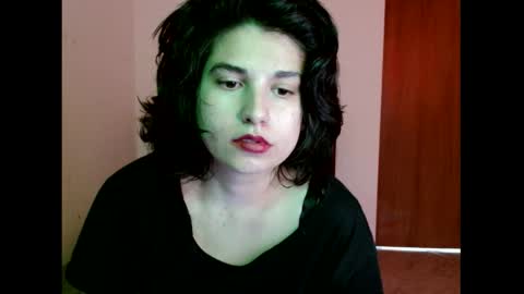 Snapshot of _atenea_golden chatting on 22, 10, 2025 atenea online show from 22, 10, 2025
