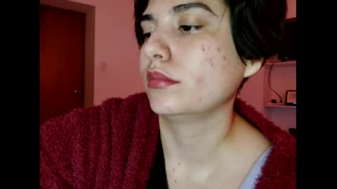 Snapshot of _atenea_golden chatting on 4, 11, 2025 atenea online show from 4, 11, 2025