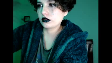 Snapshot of _atenea_golden chatting on 16, 11, 2025 atenea online show from 16, 11, 2025