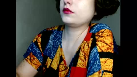 Snapshot of _atenea_golden chatting on 16, 2, 2026 atenea online show from 16, 2, 2026