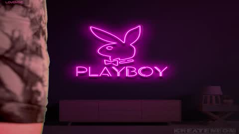 Snapshot of _available_ chatting on 1, 2, 2026 _available_ online show from 1, 2, 2026