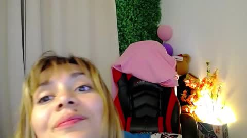 Snapshot of _babieswink chatting on 6, 1, 2026 _babieswink online show from 6, 1, 2026