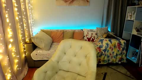 Elizabeth online show from 22, 1, 2025