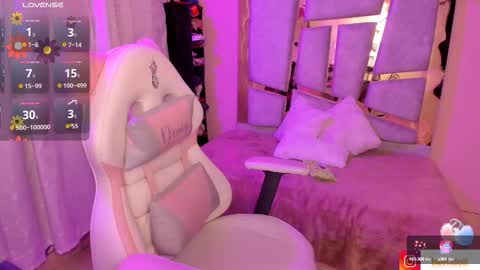 Angie  Independent model online show from 23, 9, 2025