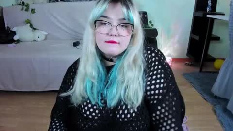 _candym1lky_ online show from 17, 12, 2025