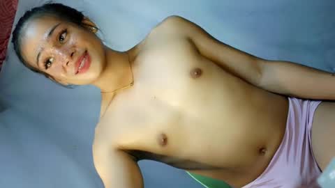 Snapshot of _caroline18_ chatting on 21, 7, 2026 Kate flores online show from 21, 7, 2026