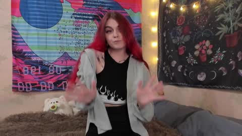 Caroline online show from 28, 12, 2024