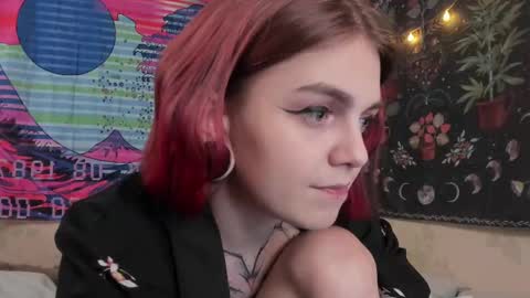 Caroline online show from 20, 2, 2025