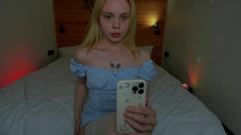 Snapshot of _catnip_ chatting on 10, 6, 2026 Luna online show from 10, 6, 2026