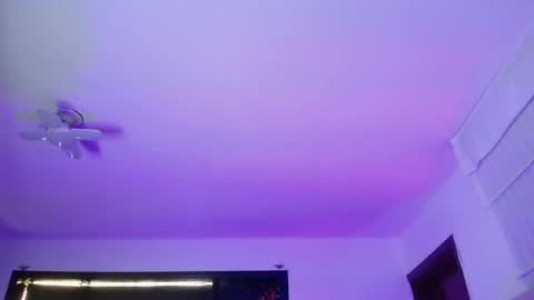 _charlotte_collins_ online show from 12, 4, 2026