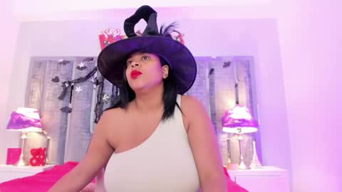 _ciara_benet_ online show from 18, 10, 2025