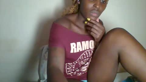 Snapshot of _clara01 chatting on 18, 2, 2025 clara online show from 18, 2, 2025