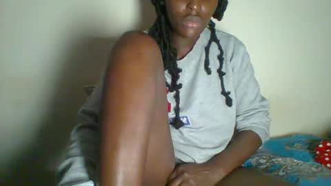 Snapshot of _clara01 chatting on 6, 3, 2025 clara online show from 6, 3, 2025