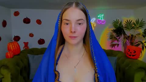 Erika online show from 31, 10, 2025