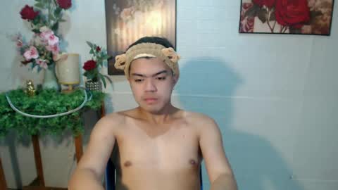 Snapshot of _cumwithrussel chatting on 20, 6, 2026 Russ online show from 20, 6, 2026
