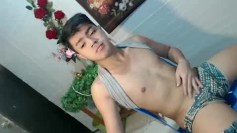Snapshot of _cumwithrussel chatting on 23, 6, 2026 Russ online show from 23, 6, 2026