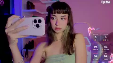 _cute_isabella_ online show from 4, 7, 2026