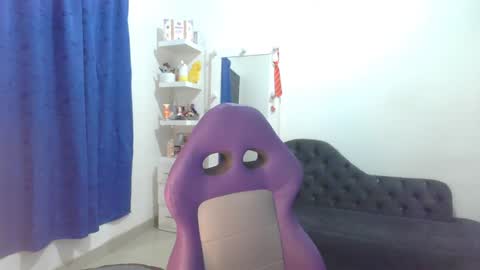 Katherine   Shedule  10pm -4 am  Colombia hour online show from 17, 1, 2025