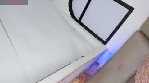 Dahiana Lincoln online show from 9, 1, 2026