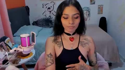 Snapshot of _dayanne_ chatting on 27, 10, 2025 Pao online show from 27, 10, 2025