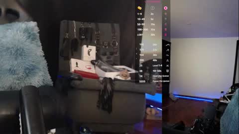 Snapshot of _delacruz911_ chatting on 11, 11, 2025 delacruz online show from 11, 11, 2025