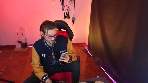 Snapshot of _delacruz911_ chatting on 30, 11, 2025 delacruz online show from 30, 11, 2025