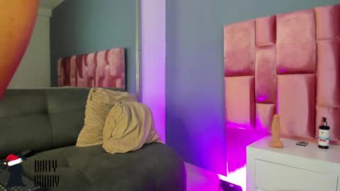 SANDY online show from 4, 1, 2025