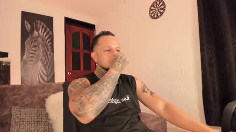Snapshot of _emilio_escobar chatting on 19, 6, 2026 Emilio online show from 19, 6, 2026