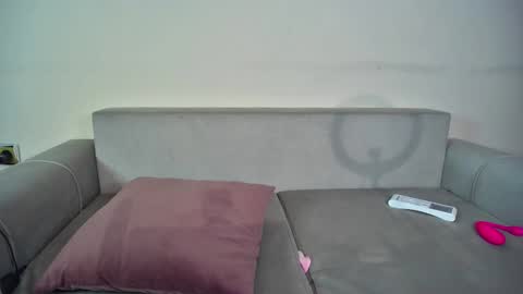 Emma Sugar online show from 30, 9, 2025