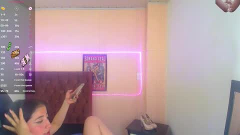 Emmaa Harper3 online show from 13, 12, 2024