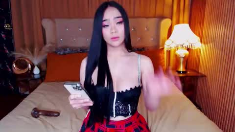 _empressvalerie_ online show from 25, 11, 2025