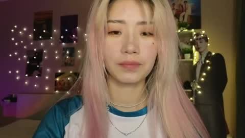 EveEva online show from 12, 4, 2026