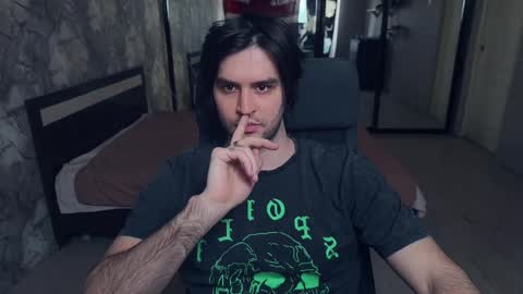 Snapshot of _fatrabbit chatting on 17, 2, 2025 Keanu online show from 17, 2, 2025