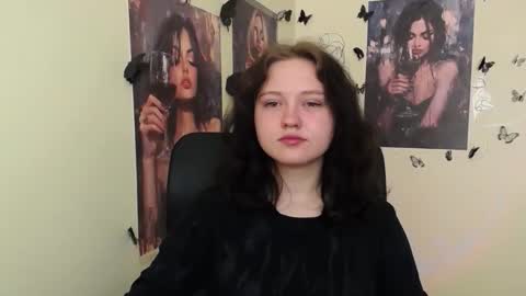 Snapshot of _foxy_lady chatting on 20, 4, 2026 Alice online show from 20, 4, 2026