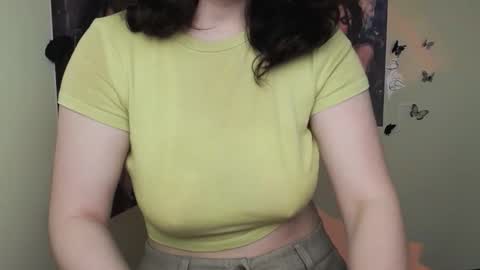 Snapshot of _foxy_lady chatting on 30, 4, 2026 Alice online show from 30, 4, 2026