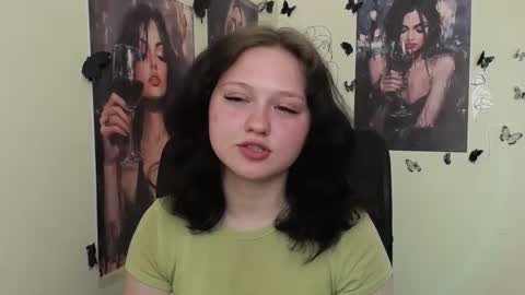 Snapshot of _foxy_lady chatting on 5, 5, 2026 Alice online show from 5, 5, 2026