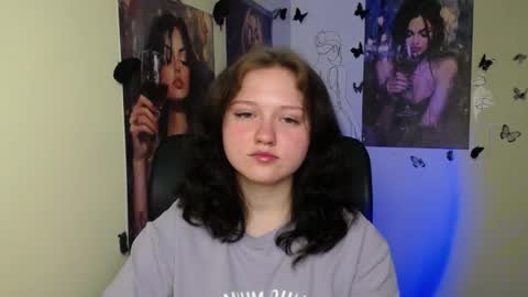 Snapshot of _foxy_lady chatting on 13, 5, 2026 Alice online show from 13, 5, 2026