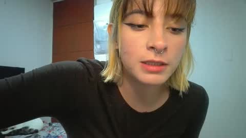 Snapshot of _genesid_dixton chatting on 11, 5, 2026 Mia-foster online show from 11, 5, 2026