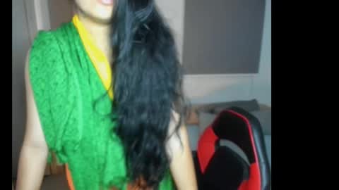 Snapshot of _georgiabarone_ chatting on 4, 11, 2025 Georgia Barone online show from 4, 11, 2025