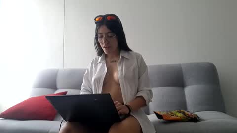 SKY online show from 20, 2, 2025